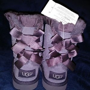 Bailey's Bow Uggs*Brand New never worn!!!*